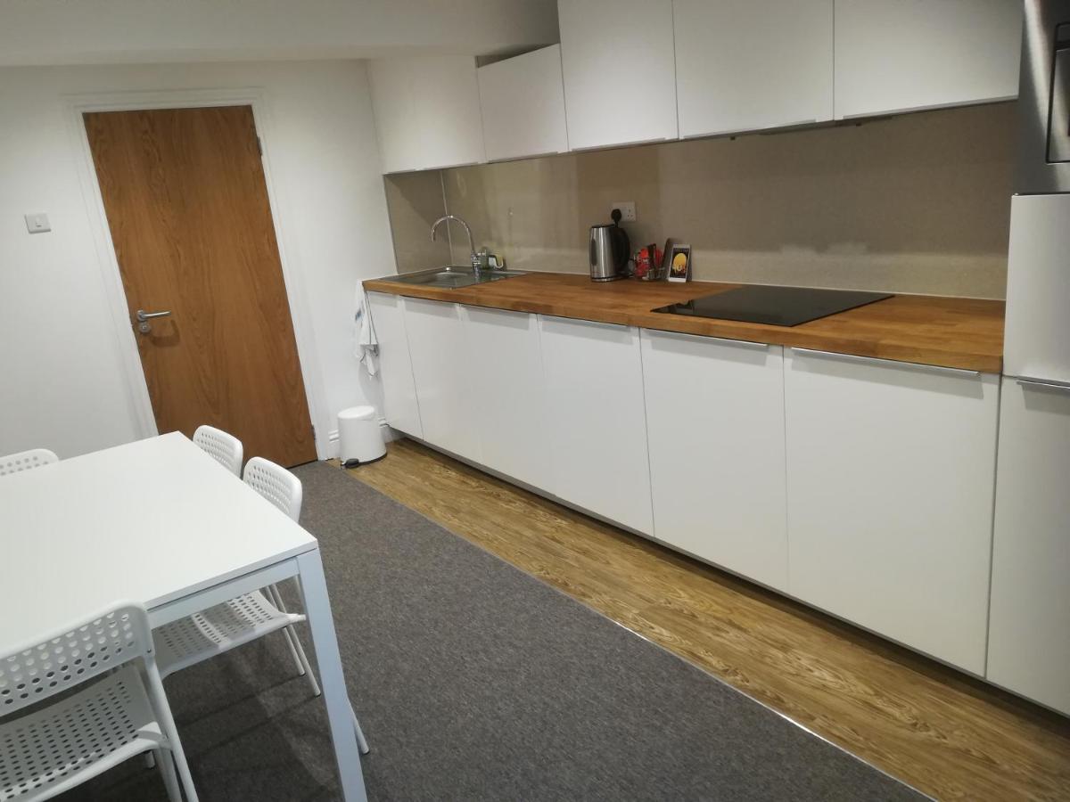 Mcmillan House Studio Apartments 요크 외부 사진